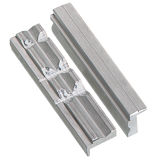 Facom 1223.M2 steel jaw plates for bench vise, close-up, silver finish, photography on white background.