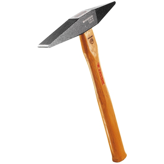 Facom 213H_30_1 mason's hammer with wooden handle, black head, side angle, SKU Picture_027.