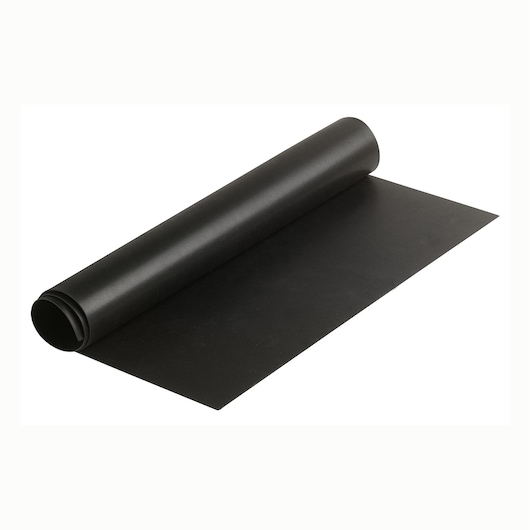 Facom 2600M3 black rubber workbench mat roll, angled view on white background.