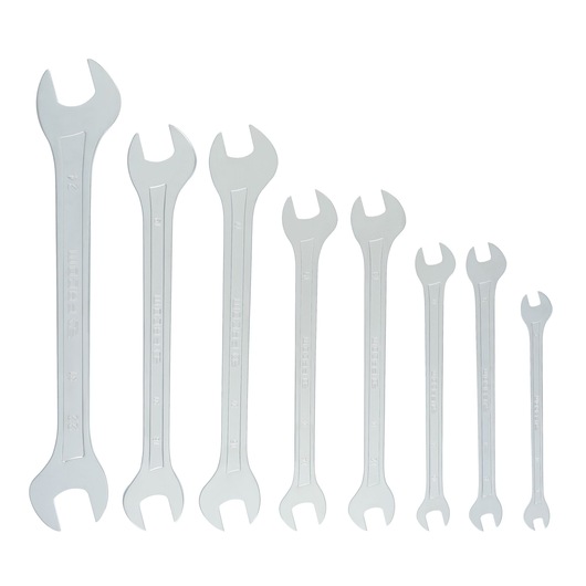 Facom 31_JE8T photography of eight silver open-end wrenches in assorted sizes, front angle, white background.