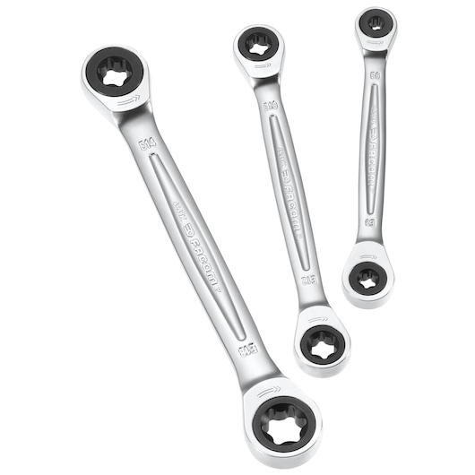 Facom 464TXJ3PB photography of three silver ratcheting wrenches, angled view on white background