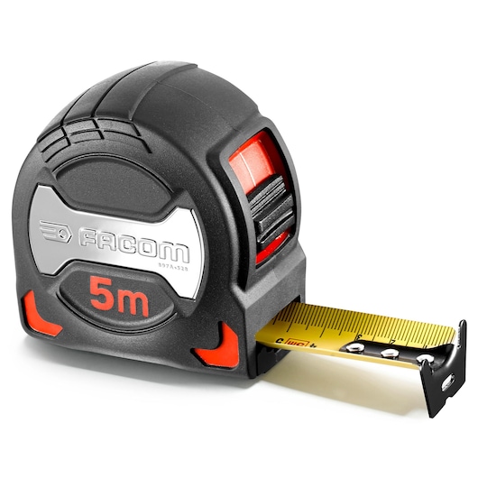 Facom 897A_528 tape measure 5m, black and red, side view on white background.