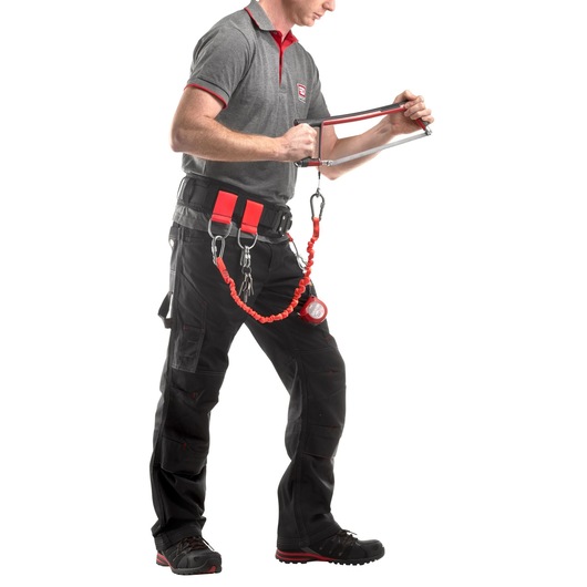 Facom CT70-100 photography of worker wearing safety harness belt with red lanyard and clips, side angle.
