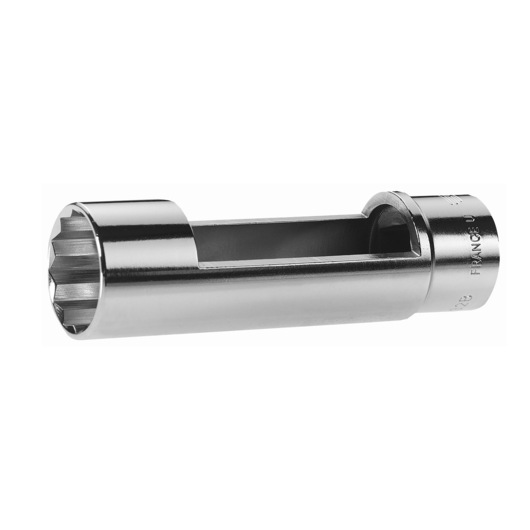 Photo of Facom D132B chrome-plated slotted socket, side angle on white background.