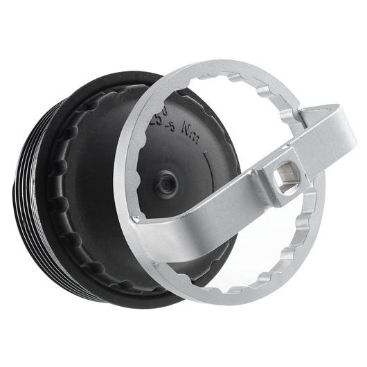 Facom DE66-18 oil filter wrench in metal and black plastic, front angle on white background.