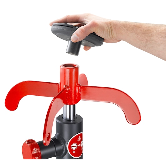 Photo of Facom DL_50 red automotive tool with hand placing black handle, front angle, SKU DL_50.