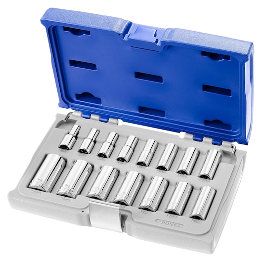 Facom E031804 socket set with 14 chrome sockets in a blue and gray case, front angle on white background.