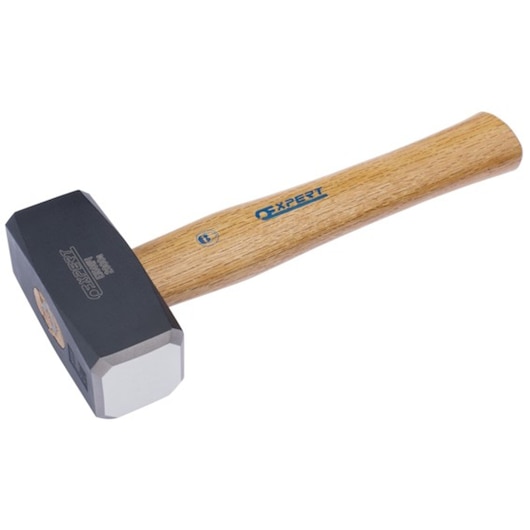 Facom sledgehammer with wooden handle, black steel head, angled product view, E150111.
