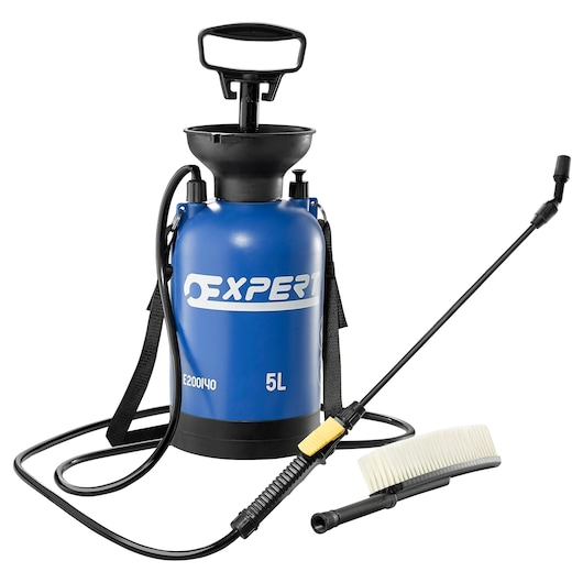 Facom E200140 blue pump sprayer with shoulder strap, spray wand, and cleaning brush, 5L capacity, front view.