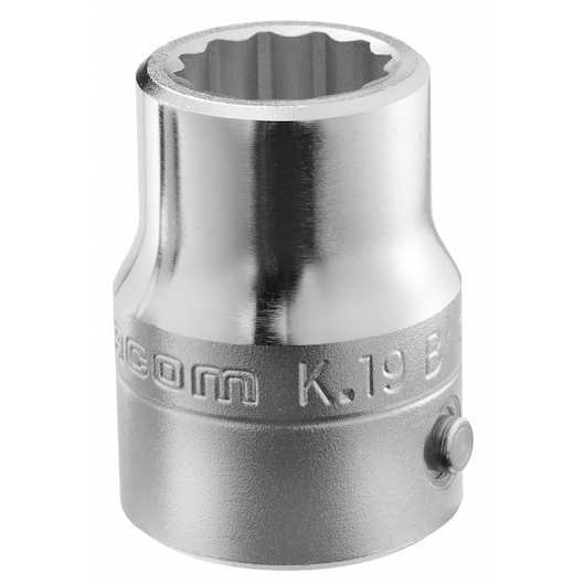 Facom K19B chrome socket with 12-point design, product close-up on white background.