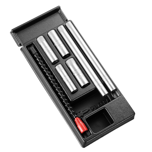 Facom MOD_BJC socket and extension set in black tray, six chrome sockets, two extension bars, one flexible extension, top view.