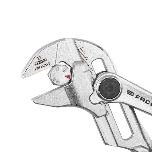 Photo of Facom adjustable wrench PWF250CPEPB, close-up on jaws and adjustment mechanism, silver finish, white background.