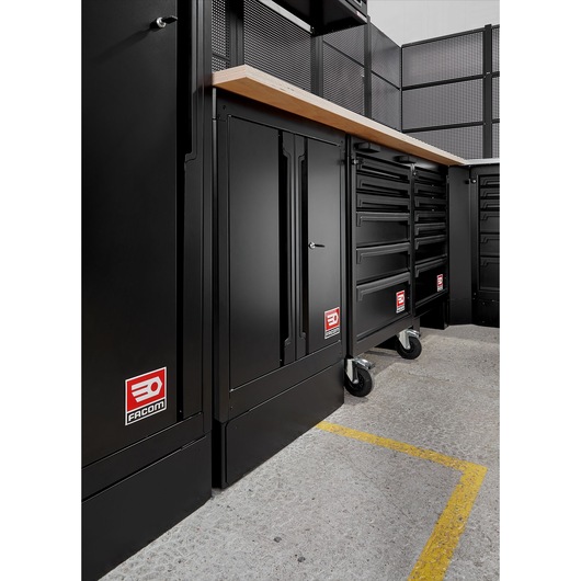Facom black metal storage cabinets and rolling tool chest with wood worktop, front angle, RWS2-FRONTBS.