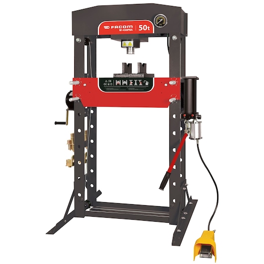 Facom W_450PNA hydraulic press, 50 ton, gray and red, front angle, industrial tool.