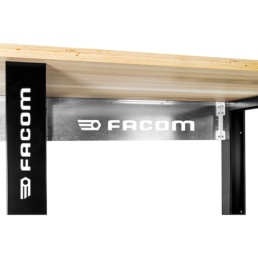 Facom WB2.2000W workbench with wooden top, black metal legs, and visible Facom branding, front angle.